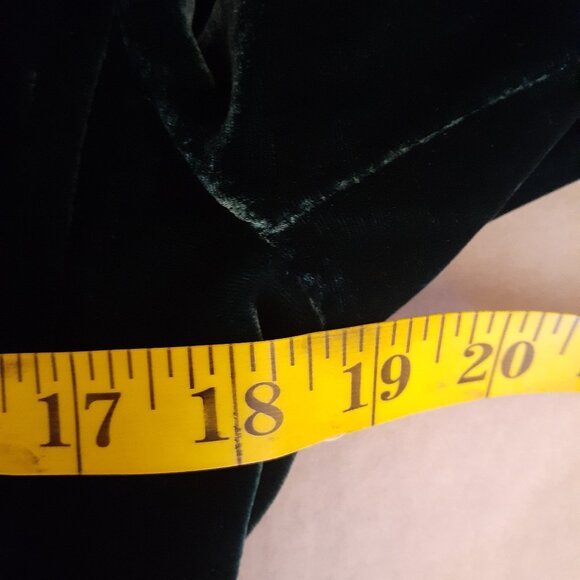 Tahari Velvet Blazer - Picture 11 of 14